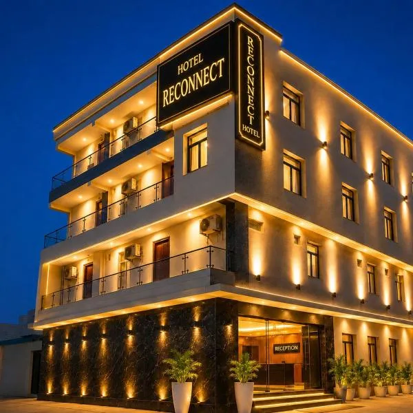 Hotel Re conect Near International Airport, hotel in New Delhi