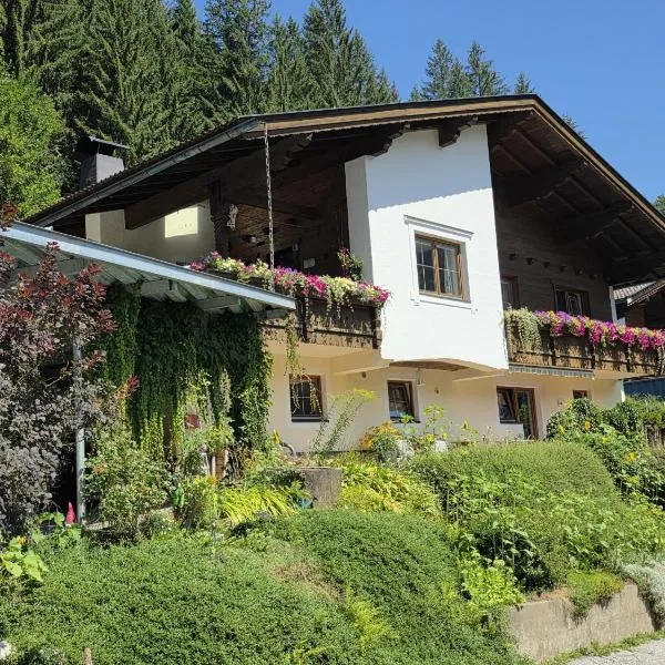 Feines Alpennest, hotel in Hopfgarten im Brixental