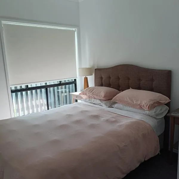 Welcoming Homestay with Airport & City Access, hotel in Brisbane