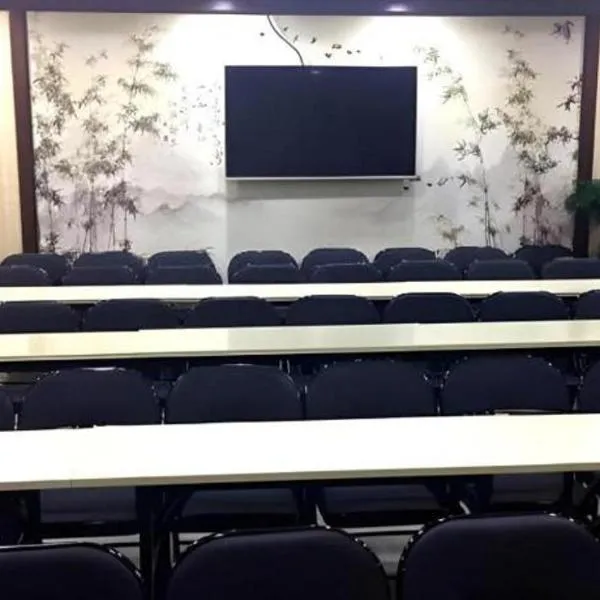 Jinjiang Inn Handan Zhonghua Nan Street Xueyuan Bei Road, hotel em Handan