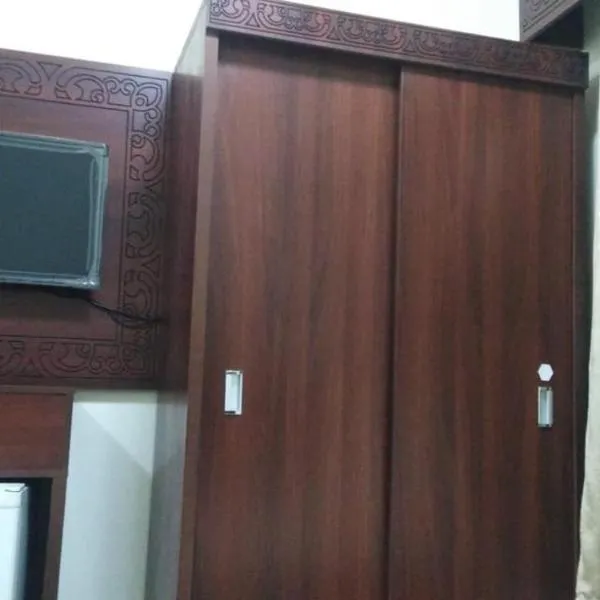 hotel salah eldar, hotel a Al Khansāk