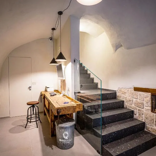 MAREBASSO - Exclusive rooms, hótel í Bisceglie