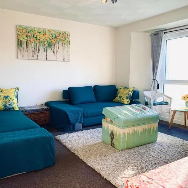 Facing Glasgow Green spacious Apartment Free parking, hotel in Glasgow