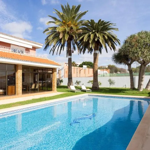 One & Only Sports and Relax Villa by Eden Rentals, hotel en Tabaiba