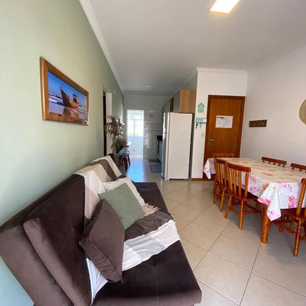 Belo Apartamento com piscina
