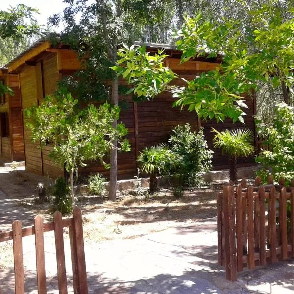 Camping Alpujarras, hotel Larolesben