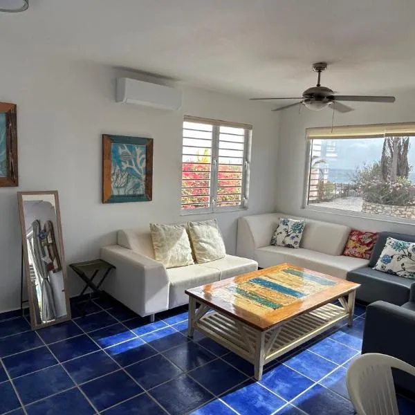 Marazul Dive Resort. 3 Bedroom Seafront House. Dive, Snorkel, enjoy amazing sunsets, hotell sihtkohas Westpunt