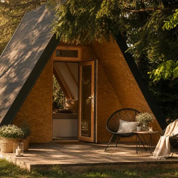 T'glamp Bird house, khách sạn ở Rovte