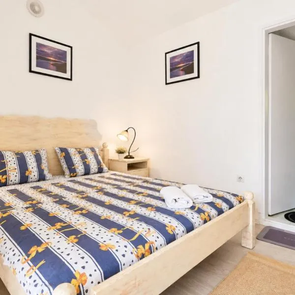 Apartmani Vuk, hotel in Kaluđerac