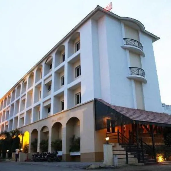 The Residency Karur, hotel din Velūr