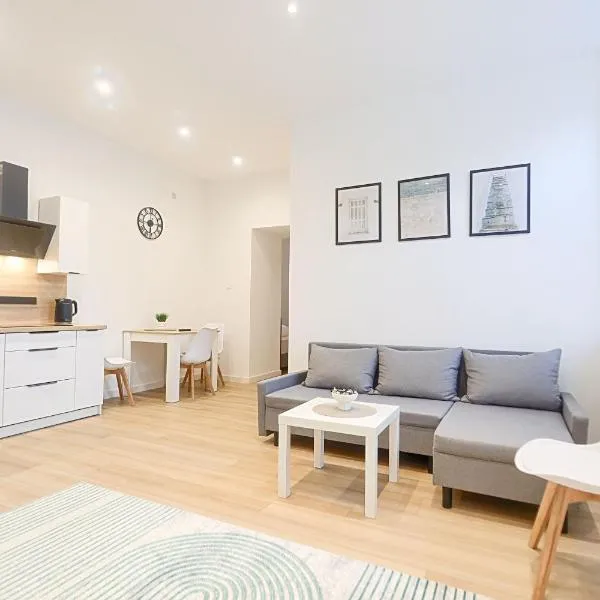 Nowy Apartament Wolności 16 CENTRUM, hotel sa Częstochowa