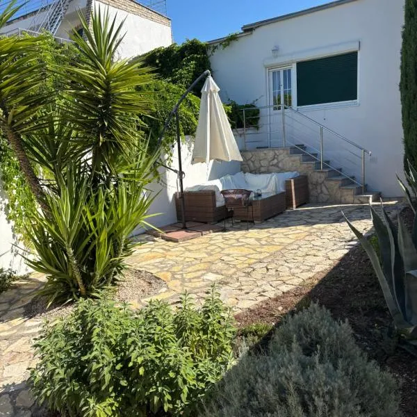 Studio Apartman Hramina Murter, hotel en Murter