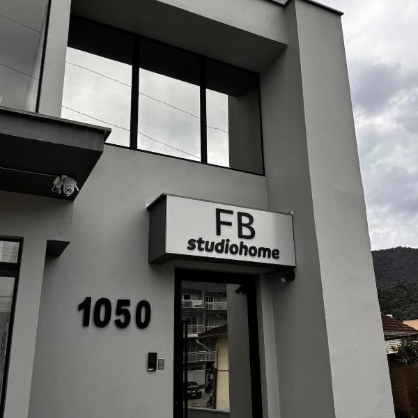 Premium studio - garage Wi-Fi - standard night