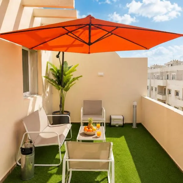 Karim Palace ,Five Stars Quality With Low Budget, Near The Beach And Airport, hôtel à Tanger