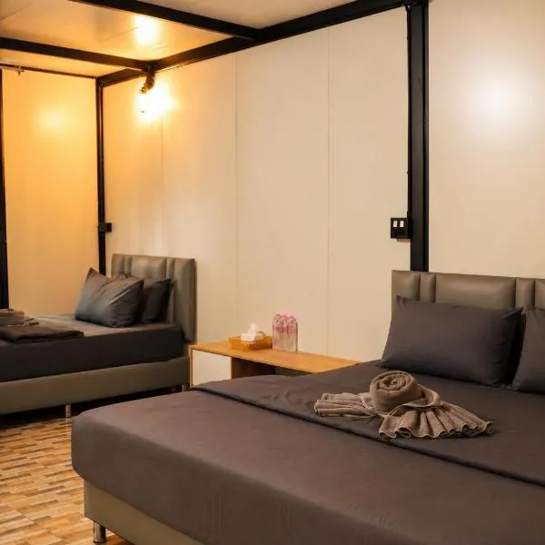 Summer Club2 Hostel and Cafe Aonang, hotel in Ao Nang 