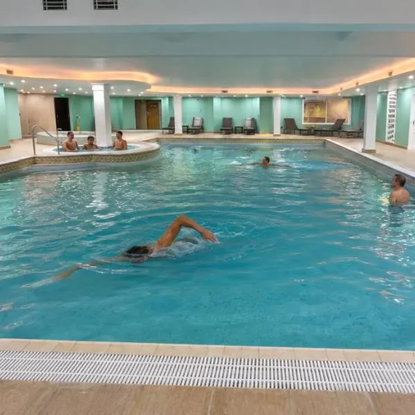 Hustyns Hotel, hotel u gradu Wadebridge