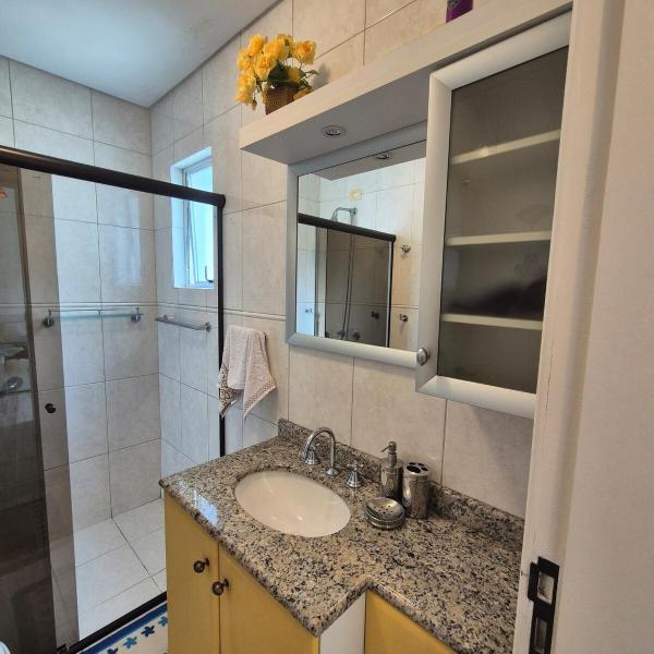 Apartamento com vista para o mar 3 min da praia - Foto 3