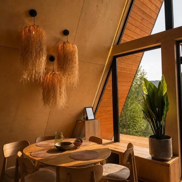Dilok Hills, Hotel in Mykulytschyn