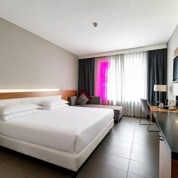Cosmopolitan Hotel – hotel w mieście Civitanova Marche
