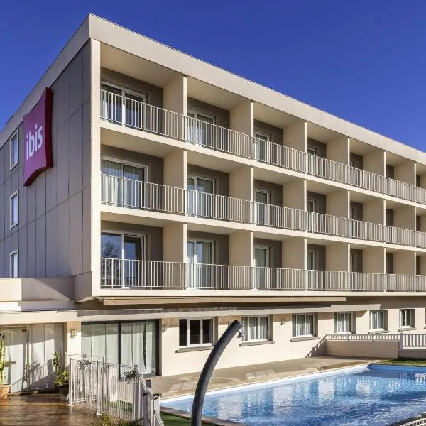 ibis Tarbes Odos, hotel in Odos