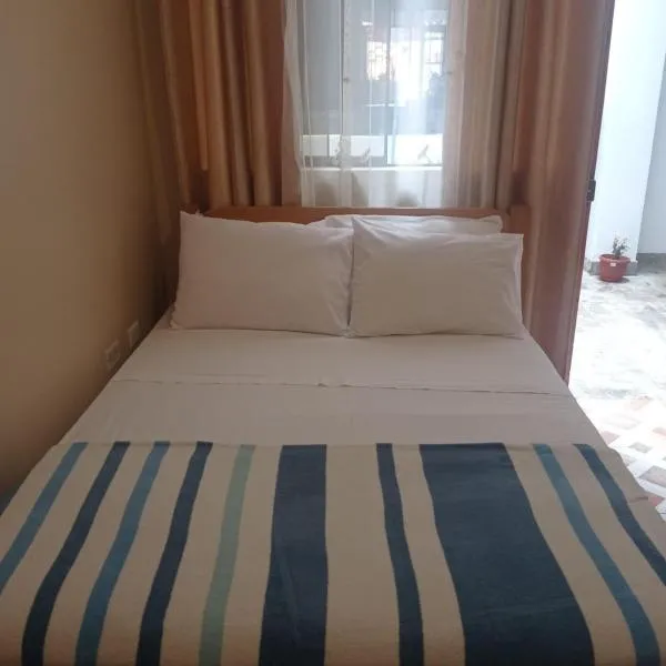 Hospedaje Josué Paracas, hotel in Paracas