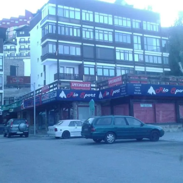 Apartamento Plaza Pradollano 2, hotel a Sierra Nevada