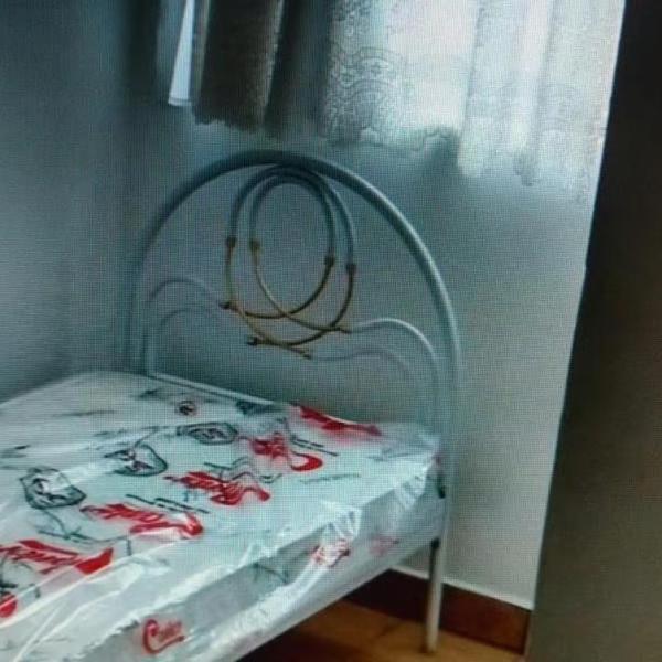 Casa com quarto masculino individual valor mensal de 800,00 - Foto 2