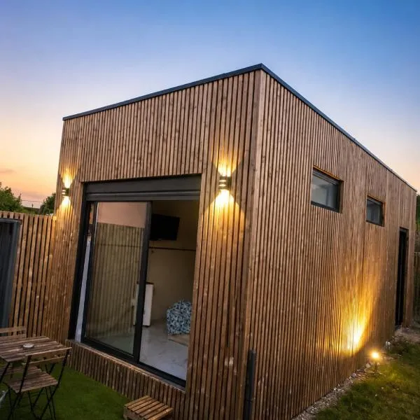 Chez Aurel et Nico., hotel in La Lande-de-Fronsac