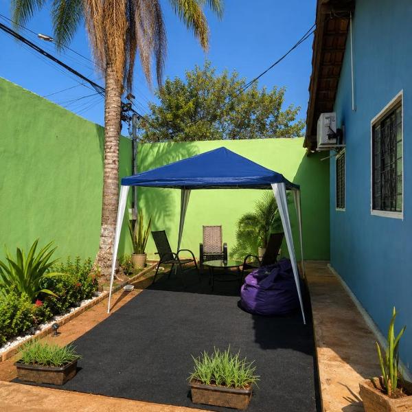 Casa Inteira de 2 Quartos, Sala, Cozinha, Banheiro Com Garagem e Quintal Amplo