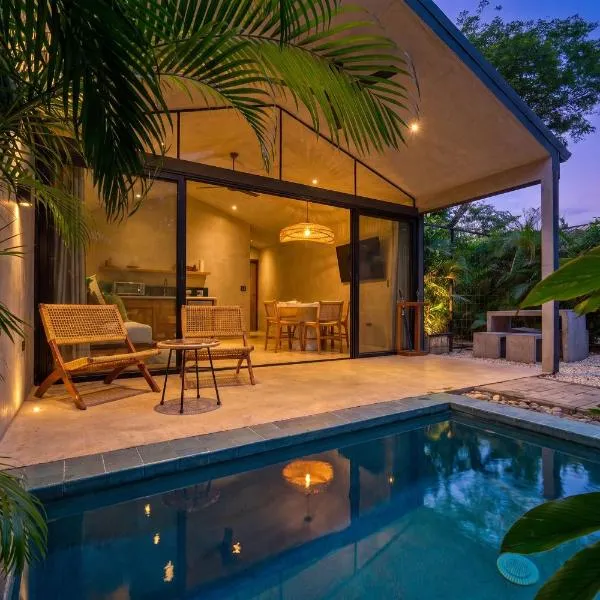 Selvatico Tamarindo Villas, hotel in Tamarindo