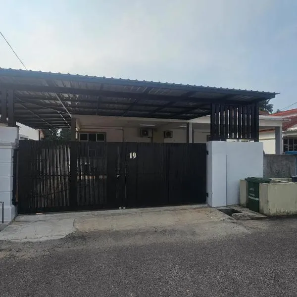 Homestay Sulong, hotel in Kuala Rompin