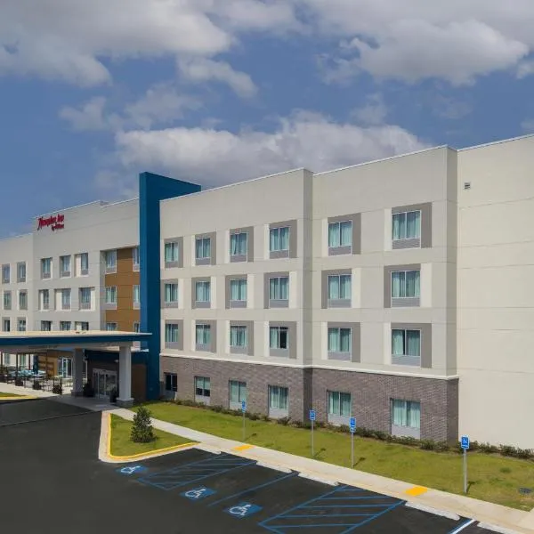Hampton Inn By Hilton Gulfport Beach Boulevard, hotel v destinácii Gulfport