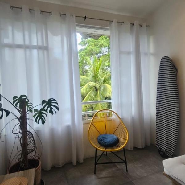 Pé na Areia na praia da Barra da Tijuca