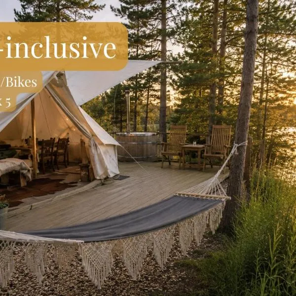 Vristulvens Glamping, hotel en Mariestad