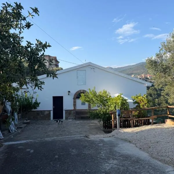 Dimora Guariglia, hotel v destinácii San Mauro Cilento