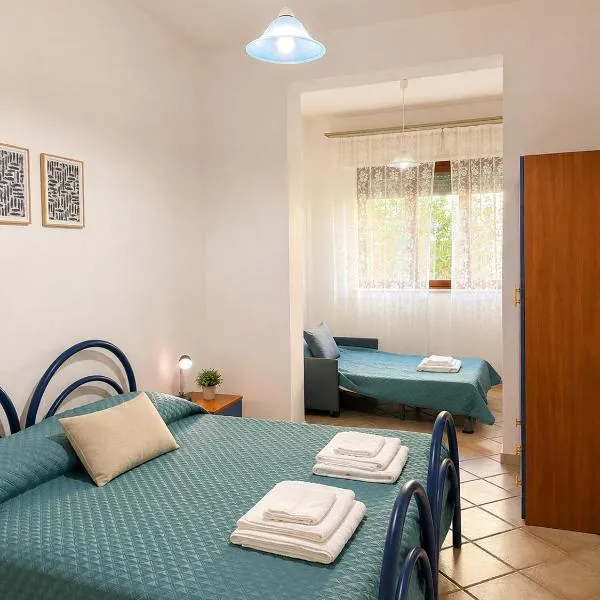Casa Levante Tortolì – hotel w mieście Àrbatax