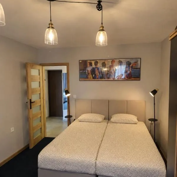 Paris apartament by Karl, hotel di Radom