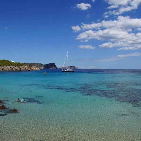 Camping Cala Nova, hotel a Es Cana