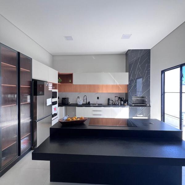 Casa com 3 suítes e piscina - Foto 5