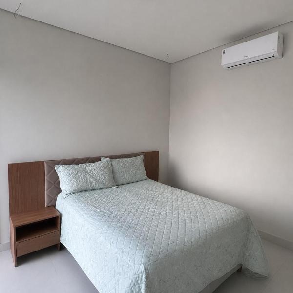 Casa com 3 suítes e piscina - Foto 2