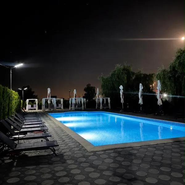 Hotel Daly, hotel v destinácii Ploješť