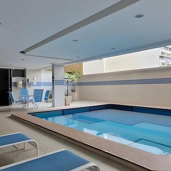 Praia de Ipanema com piscina, serviços e garagem!
