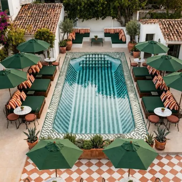 BV House - Membersclub - Adult only, hotel in Estepona