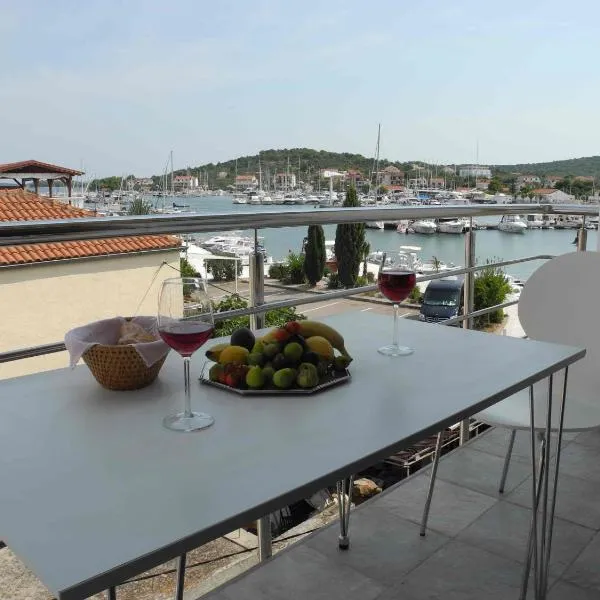 Apartments JP, hotel v destinaci Jezera
