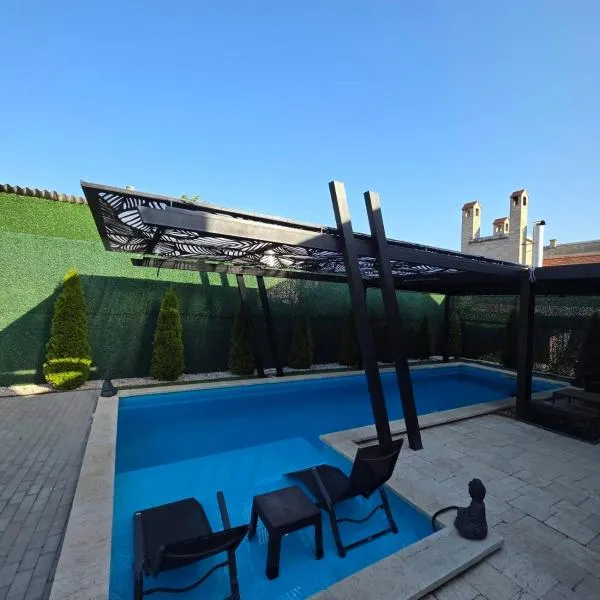 Spa Lux Apatin, hótel í Apatin