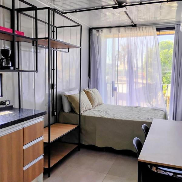 Beach Loft Containers n 3 c sacada, ar cond, 200m mar