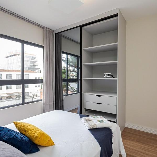 Apto com 2 Ar Cond, Forno e 01 Quarto - Foto 2