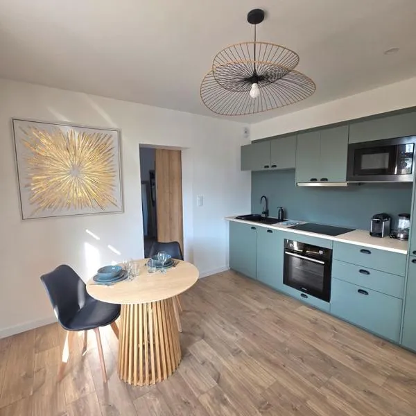 Nouveau ! L'escale de Vigon, Appartement neuf entre bourg et plage, climatisé, wifi, parking, linge et ménage en fin de séjour compris, hotelli kohteessa Mimizan