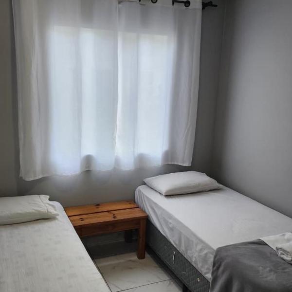 Lindo Apto Térreo Relaxante com Garagem - Foto 2