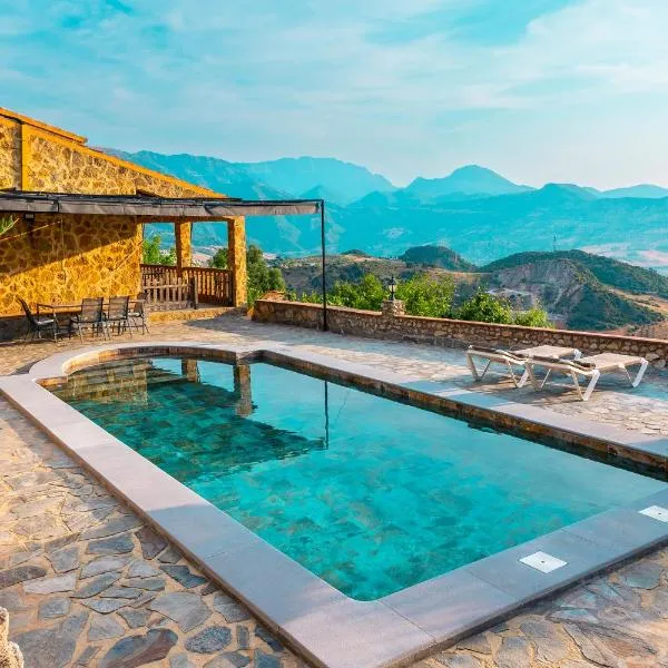 El Valle Dorado, hotel sa El Gastor